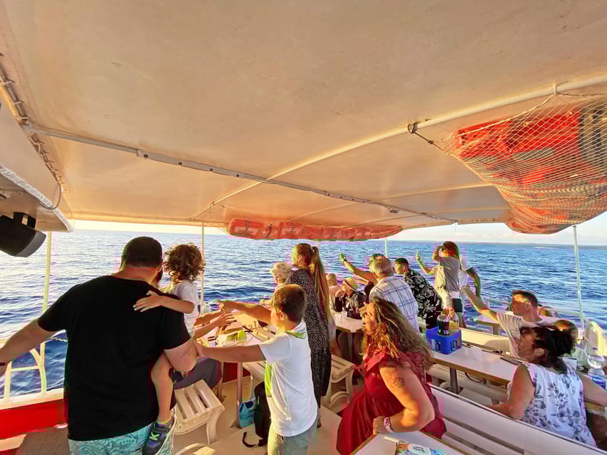 Fazana: Sunset Dolphin Cruise in Brijuni Park