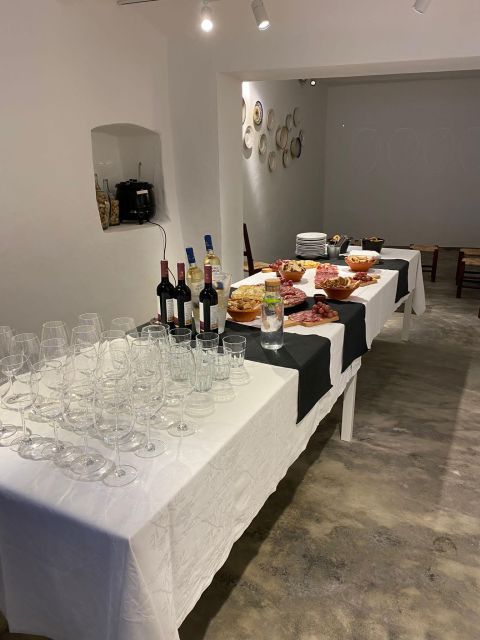 Fight: Tour, Meal and Alentejo Traditional Choir