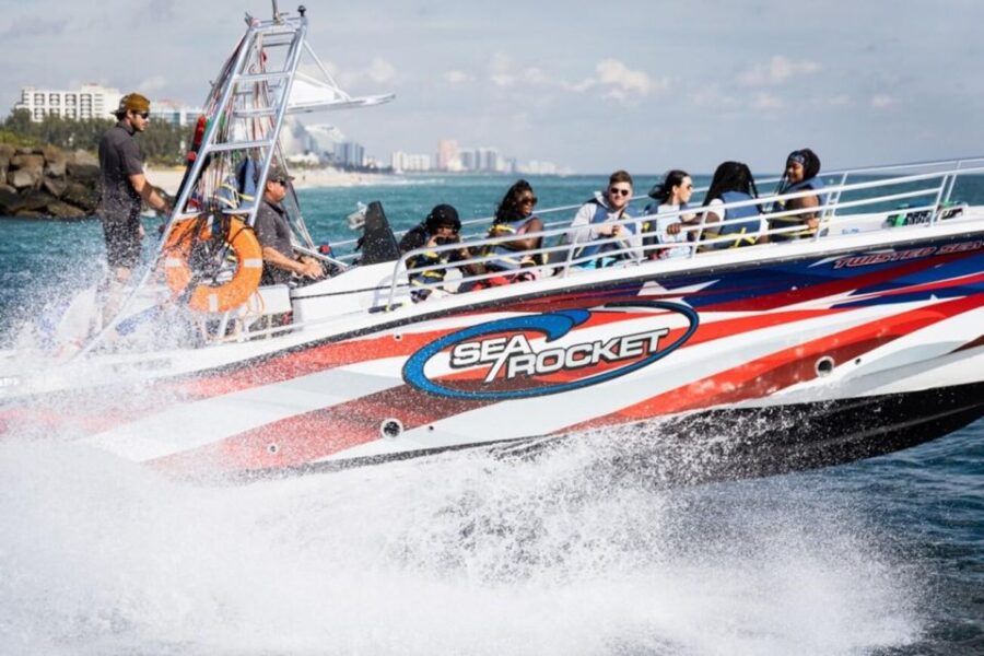 Fort Lauderdale, FL: Parasailing in Fort Lauderdale