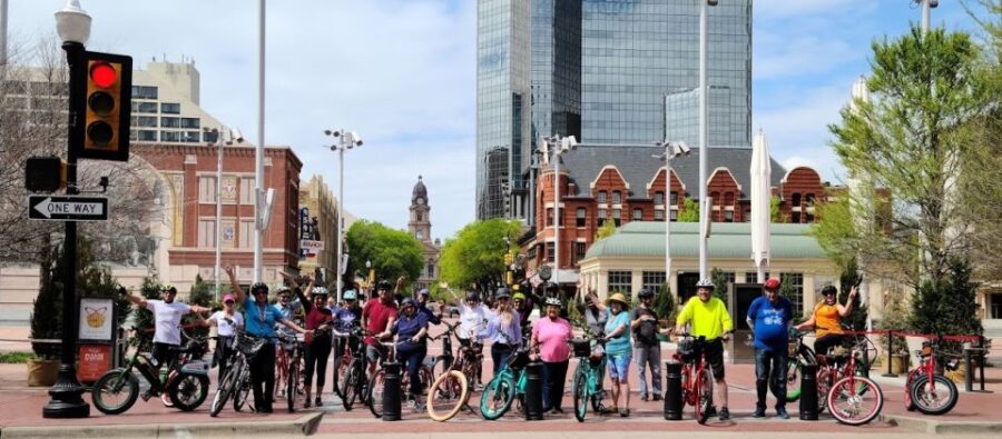 Fort Worth: Guided Electric Bike City Tour With BBQ Lunch