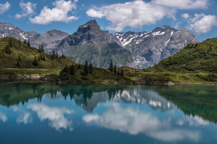 Four-Lake Hike in Engelberg: an Unforgettable Alpine Adventure - Overview and Pricing