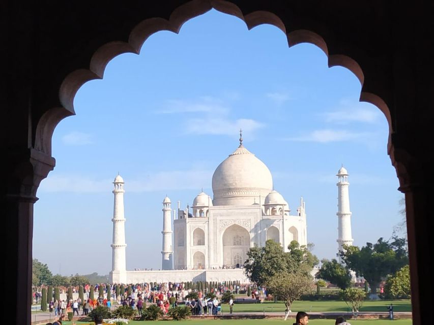From Agra: Taj Mahal, Fatehpur Sikri & Bird Safari Tour