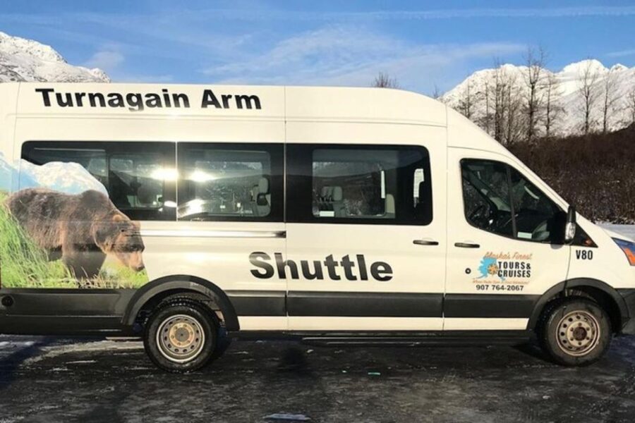 From Anchorage: Alaska Wildlife Center & Turnagain Arm Tour