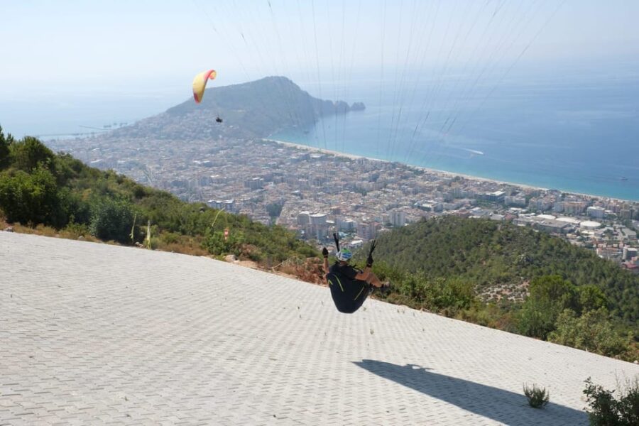 From Antalya, Belek, Side: Alanya Paragliding Experience