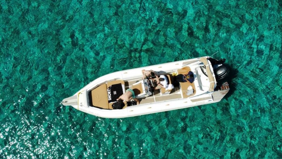 From Athens: Private Boat Cruise in Aegina & Agistri