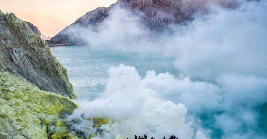 From Bali: 24-Hour Trip to Ijen Crater & Javanese Breakfast