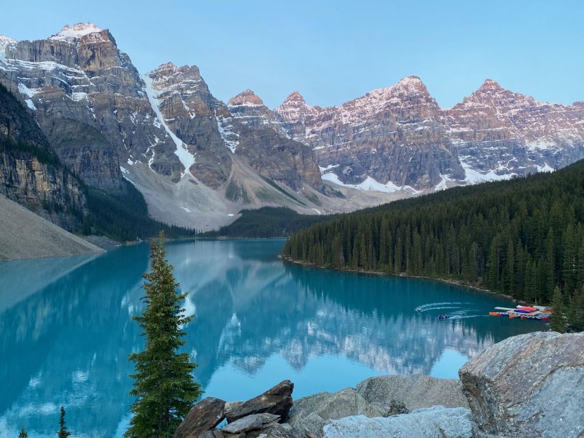 From Banff/Canmore: Moraine Lake & Lake Louise Experience