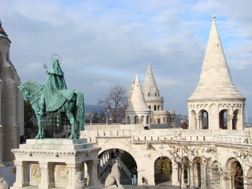 From Belgrade: Private Full-Day Trip to Budapest