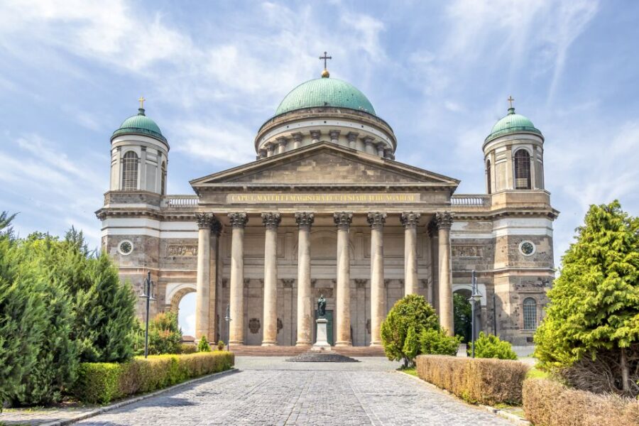 From Budapest: Danube Bend Day Trip in English