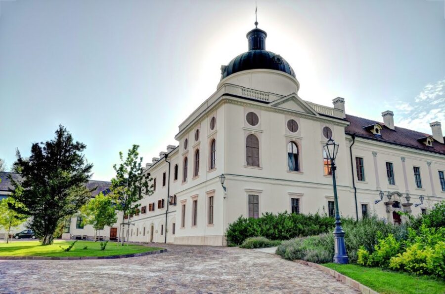 From Budapest: Gödöllő Royal Palace Tour