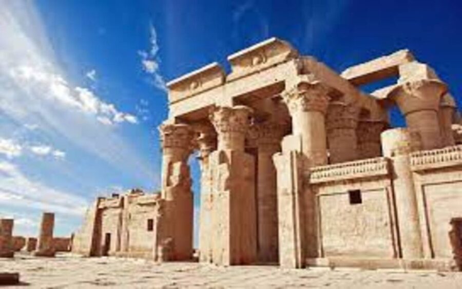 From Cairo: 12-DAY Tour With Luxor to Aswan Cruise & Petra