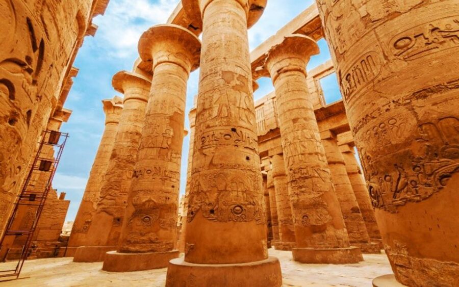 From Cairo: Overnight Tour to Luxor With Flights and Hotel