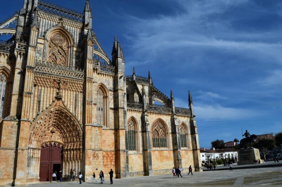From Caldas Da Rainha: Alcobaça and Batalha Monasteries Tour