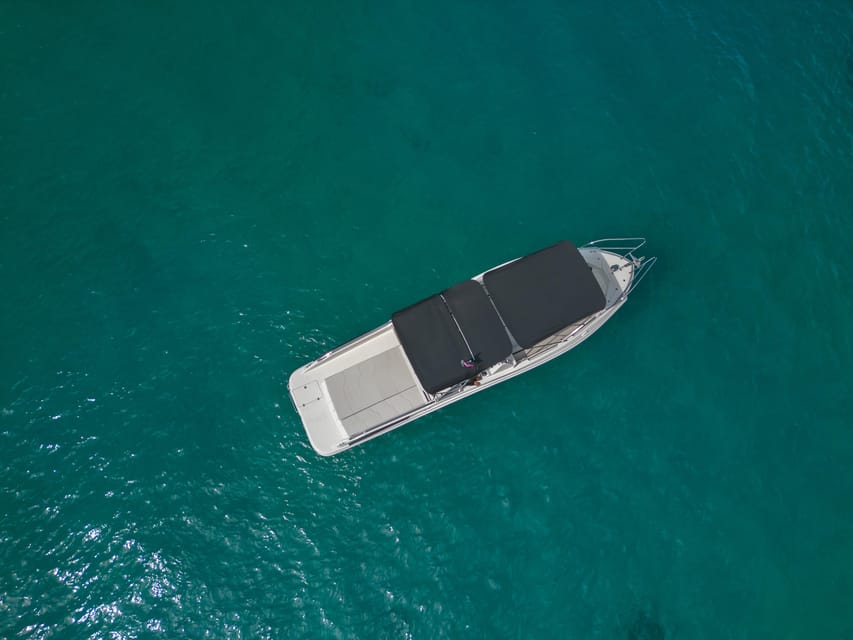 From Cavtat/Dubrovnik: Blue & Green Caves Speedboat Tour