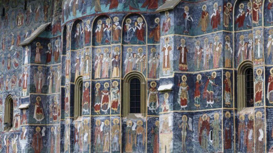 From Cluj-Napoca: 2-Day Bucovina & Painted Monasteries Tour
