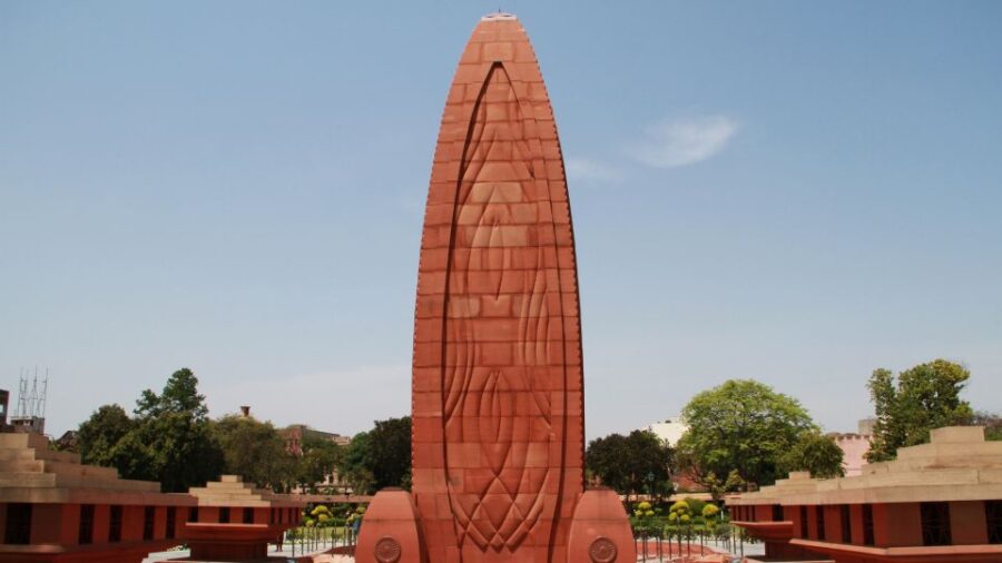 From Delhi: 2-Days Amritsar Tour by Train