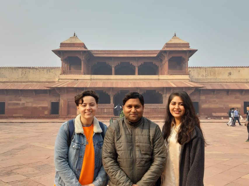 From Delhi: 2 Days Taj Mahal & Agra Tour With Fatehpur Sikri