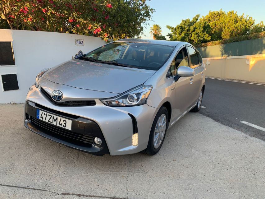 From Faro Airport: Private 1-Way Transfer to Silves