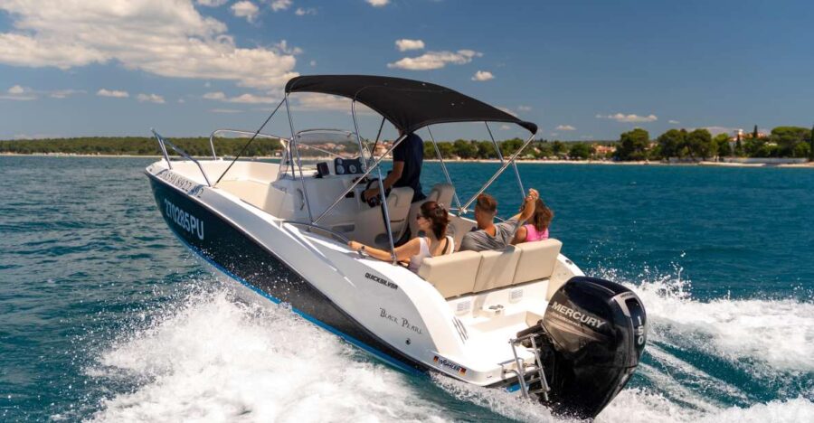 From Fazana: Private Taxi to the Island of Sv. Jerolim