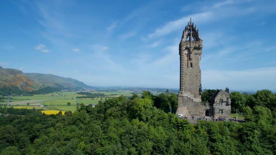 From Glasgow; Stirling and Loch Lomond Private 7 Hour Tour