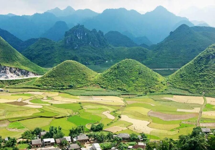 From Ha Noi: Ha Giang 2D1N Tour With Sleep Bus or Limousine