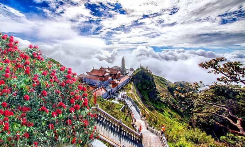 From Hanoi: 2-Day 2-Night Sapa Tour by Overnight Train