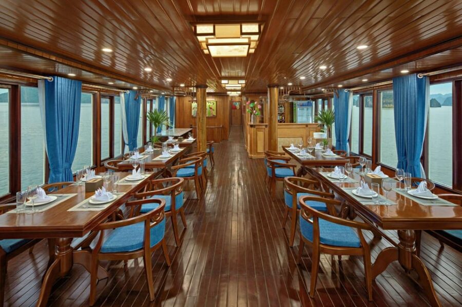 From Hanoi: Halong Bay 2-Day Cruise Luxury 4 Stars