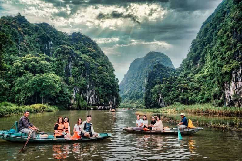 From Hanoi: Ninh Binh & Hoa Lu & Tam Coc/ Trang An