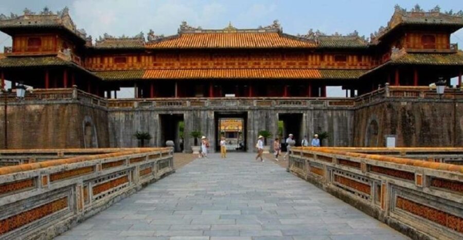 From Hue: Full Day With Tombs, Citadel, Pagoda & Boat Trip