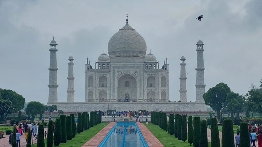 From Jaipur : 2 Day Agra Tour With Fatehpur Sikri & Abhaneri