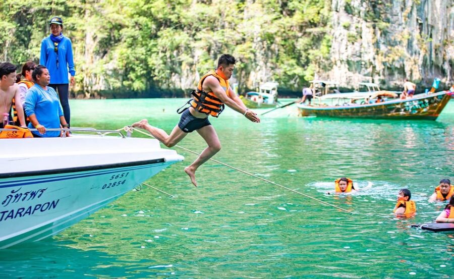 From Krabi: Maya Bay, Bamboo & Phi Phi Islands Day Tour
