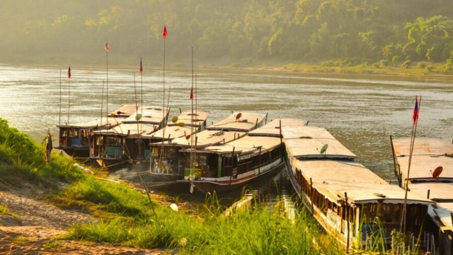 From Luang Prabang: Slow Boat to Huay Xai 2 Days, 1 Night