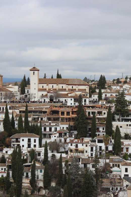 From Málaga: Granada and Alhambra Surroundings Day Trip