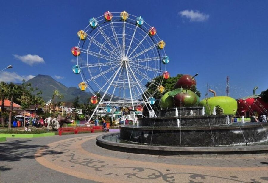 4 Best Private Car With Driver Services in Malang
