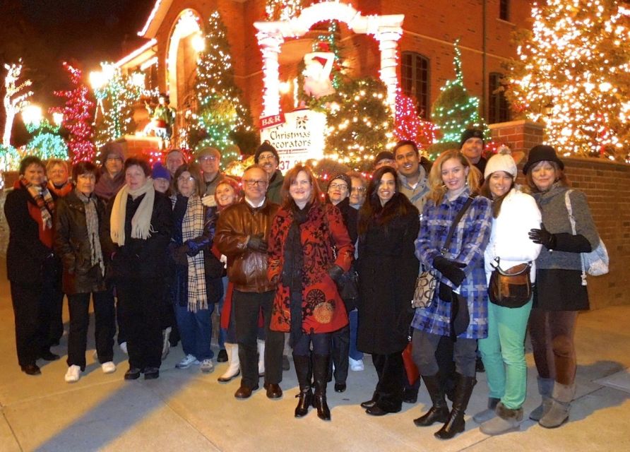 From Manhattan: 4-Hour Christmas Lights Luxury Bus Tour