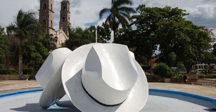 From Mérida: Becal and Campeche Guided Day Trip - Trip Overview