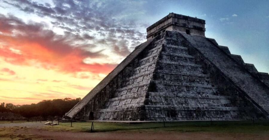 From Mérida: Chichén Itzá: Day Tour With Transfer