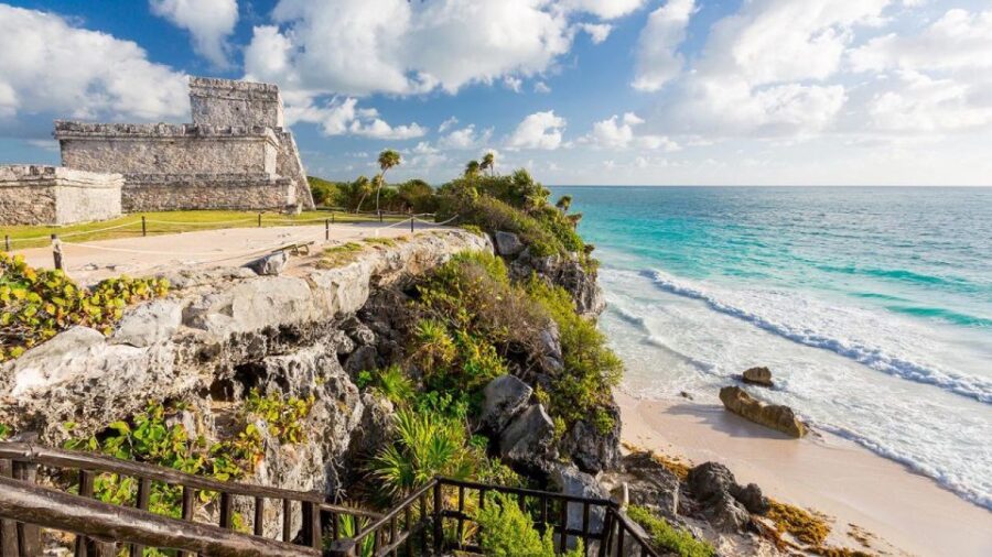 From Mérida: Tulum & Laguna De Kaan Luum