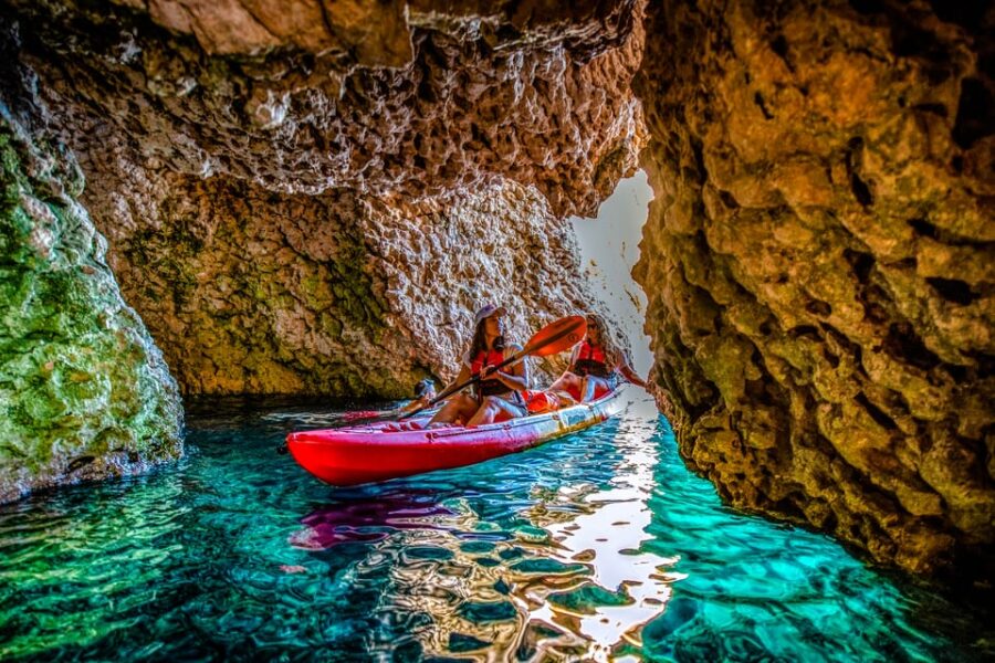From Metajna/Novalja: Pag Bay Guided Sea Kayaking Tour