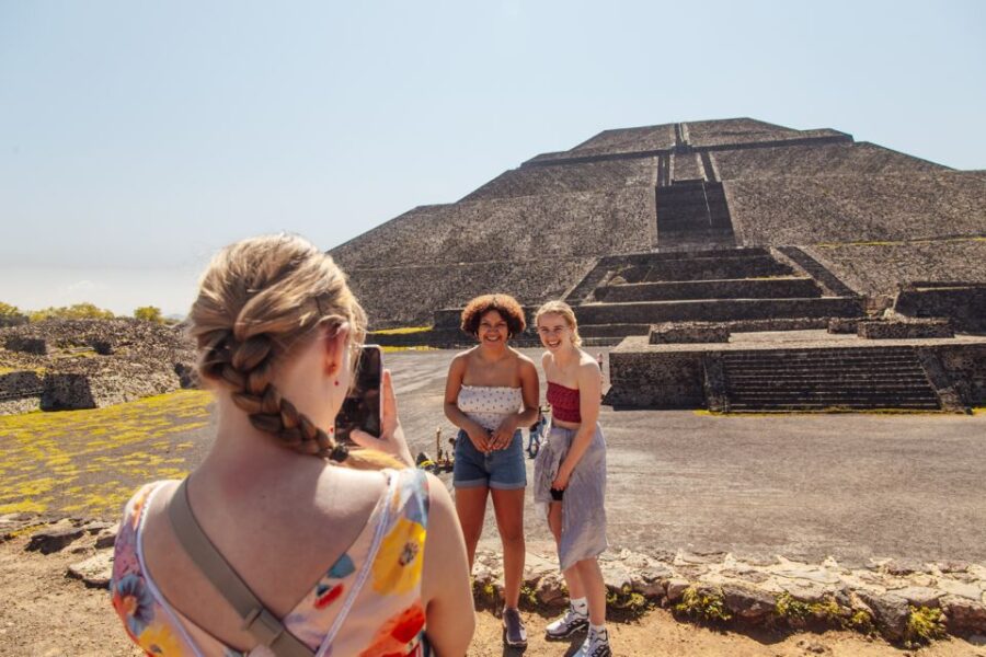 From Mexico City: Hot Air Balloon & Walking Teotihuacan Tour
