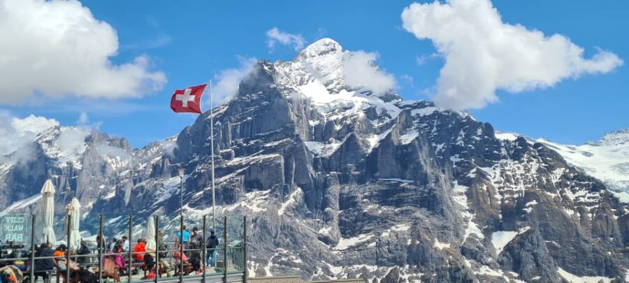 From Montreux or Gstaad : Interlaken, Grindelwald TOUR