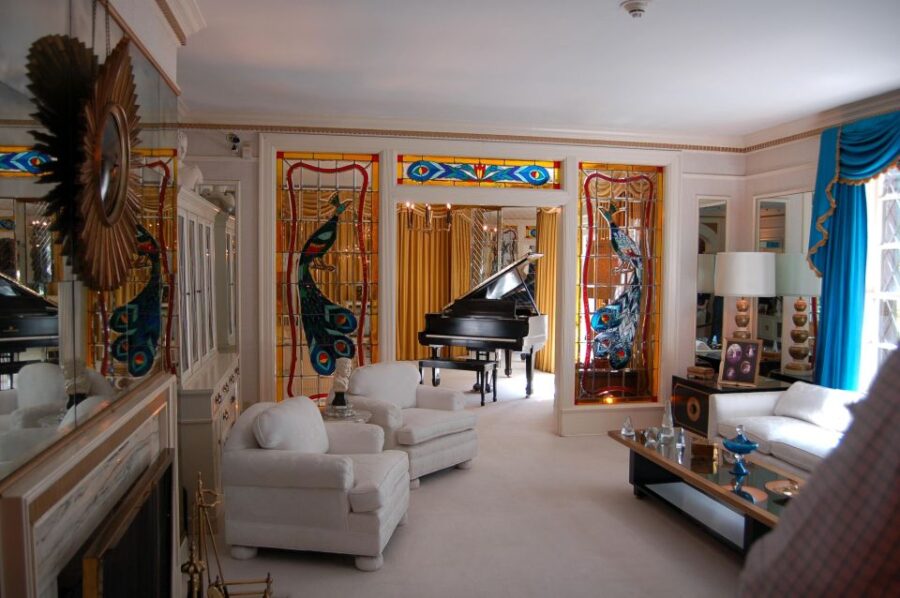 From Nashville: Memphis Tour With Graceland VIP Access - Tour Overview