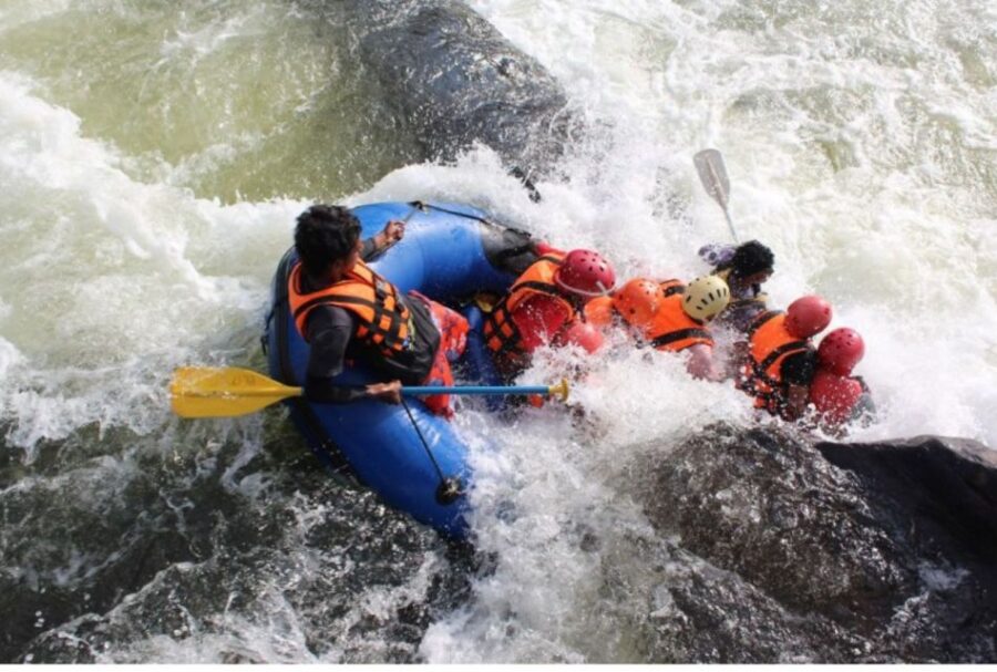 From Negombo: Kithulgala Rapids Adventure!