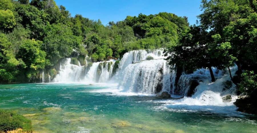 From Omiš: Krka Waterfalls and Trogir Small Group Tour