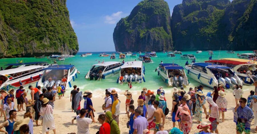 From Phuket: Phi Phi Islands Speedboat Tour
