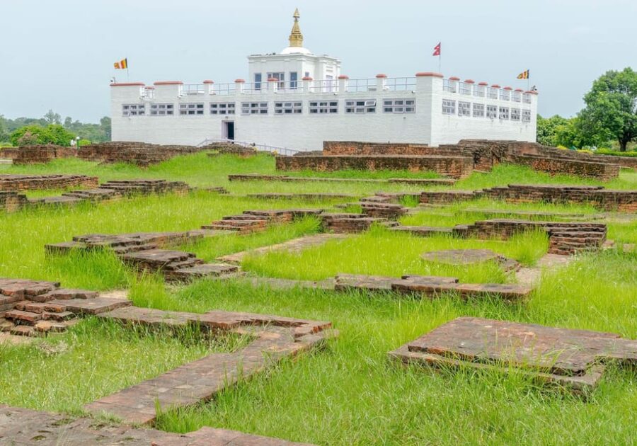 From Pokhara: 3 Days Luxury Lumbini Tour