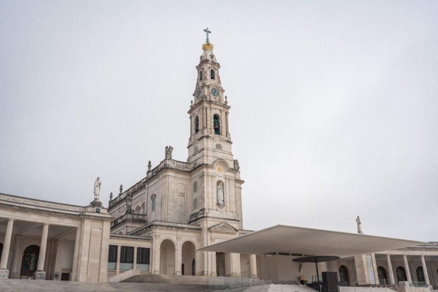 From Porto: Tour to Fatima / Batalha in 1 Day - Tour Overview