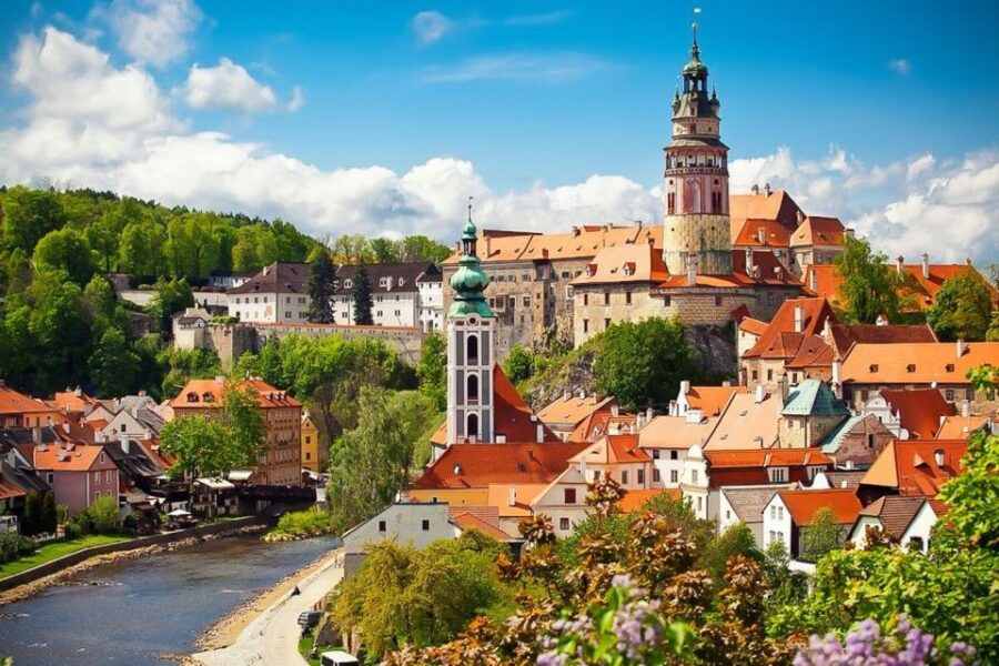 From Prague: All Inclusive Trip to Český Krumlov