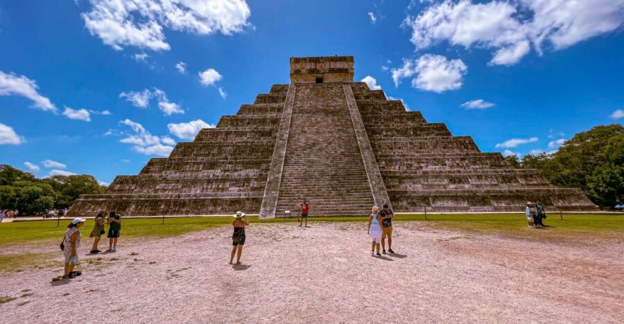 From Riviera Maya: Chichen Itza, Cenote, and Valladolid Tour
