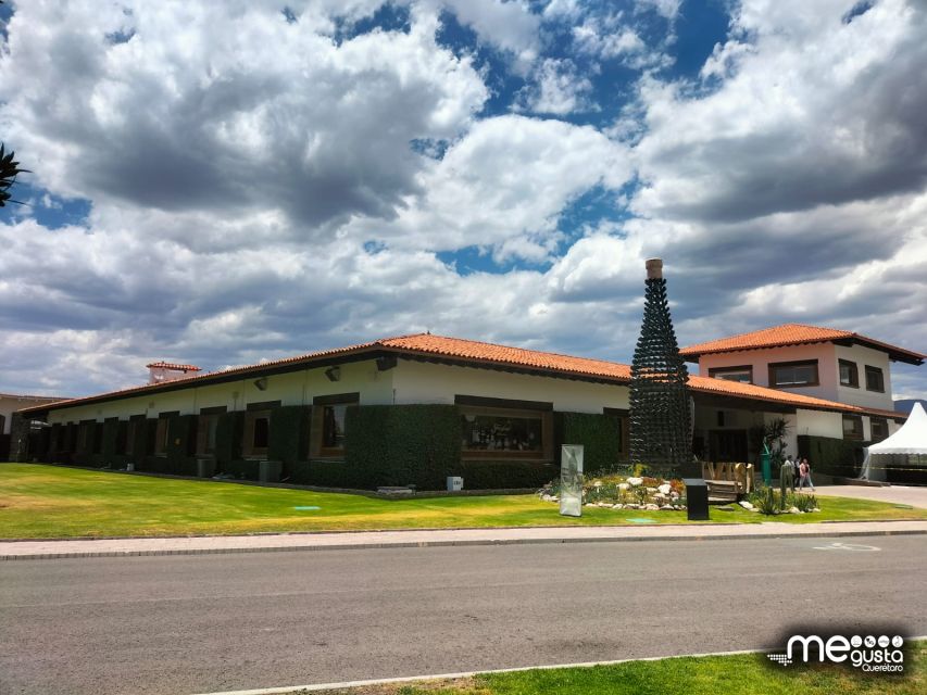 From Santiago De Querétaro: Cheese, Wine, and Towns Day Trip